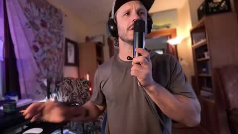 Cowboy Zuhly online show from 30, 10, 2025