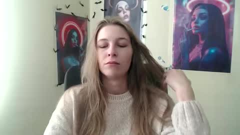 Snapshot of stranger_giirl chatting on 27, 4, 2026 Amalia online show from 27, 4, 2026