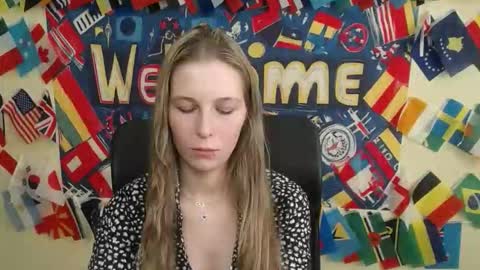 Snapshot of stranger_giirl chatting on 6, 5, 2026 Amalia online show from 6, 5, 2026
