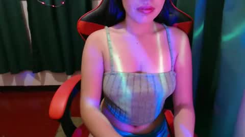 Snapshot of strawberry_ei chatting on 18, 4, 2026 just call me baby online show from 18, 4, 2026