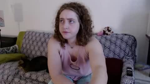 Strawberrylotsacake online show from 5, 3, 2026