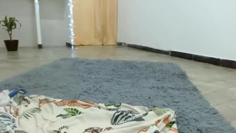 Snapshot of strawberrysexy735 chatting on 24, 2, 2025 Dulce online show from 24, 2, 2025