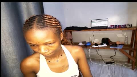 Snapshot of streetlioness chatting on 22, 10, 2025 streetlioness online show from 22, 10, 2025