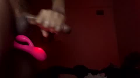 Snapshot of strictlysoloo chatting on 5, 1, 2025 strictlysoloo online show from 5, 1, 2025