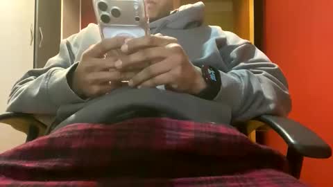 Snapshot of strikemen20 chatting on 21, 11, 2025 juan online show from 21, 11, 2025