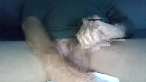 Snapshot of strokes_for_you chatting on 13, 10, 2025 strokes_for_you online show from 13, 10, 2025