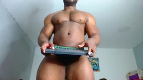 strong_george1 online show from 19, 12, 2024