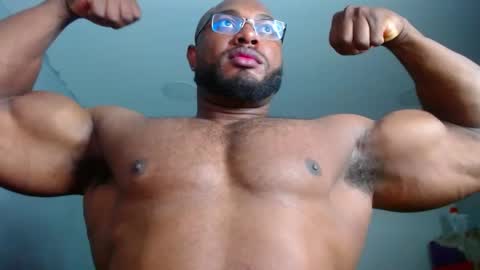 strong_george1 online show from 24, 12, 2024