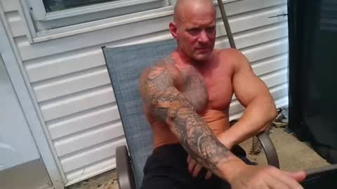 StrongAndHard online show from 5, 7, 2026