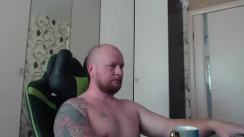 Snapshot of strongass18 chatting on 11, 6, 2026 Alex online show from 11, 6, 2026