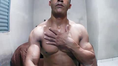 strongdaddyfantastic online show from 6, 4, 2026