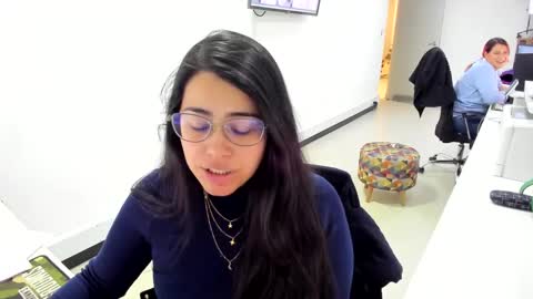 Snapshot of studcb_ chatting on 27, 1, 2025 studcb_ online show from 27, 1, 2025