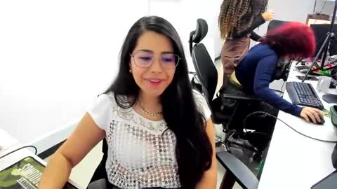 Snapshot of studcb_ chatting on 1, 2, 2025 studcb_ online show from 1, 2, 2025