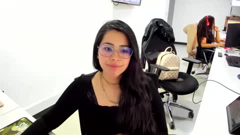 Snapshot of studcb_ chatting on 5, 2, 2025 studcb_ online show from 5, 2, 2025