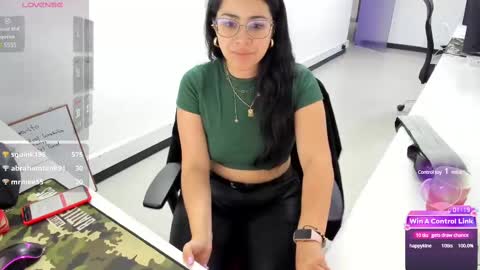 Snapshot of studcb_ chatting on 12, 3, 2025 studcb_ online show from 12, 3, 2025