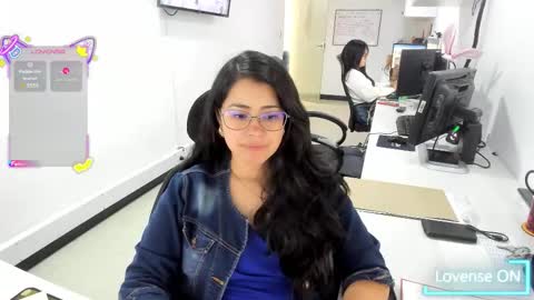 Snapshot of studcb_ chatting on 11, 9, 2025 studcb_ online show from 11, 9, 2025