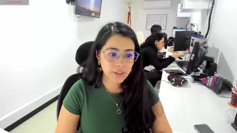 Snapshot of studcb_ chatting on 18, 9, 2025 studcb_ online show from 18, 9, 2025