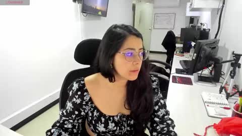 Snapshot of studcb_ chatting on 24, 9, 2025 studcb_ online show from 24, 9, 2025