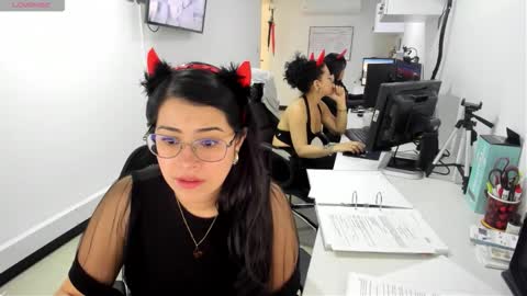 Snapshot of studcb_ chatting on 1, 10, 2025 studcb_ online show from 1, 10, 2025