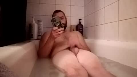 Snapshot of studmuffinizer3000 chatting on 16, 10, 2025 Stud online show from 16, 10, 2025