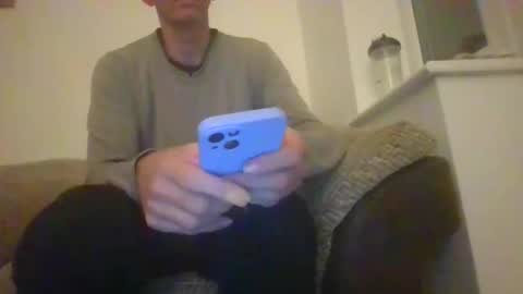 Snapshot of stuuuey73 chatting on 15, 11, 2025 stuuuey73 online show from 15, 11, 2025