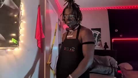Snapshot of suavechocolatecity chatting on 4, 11, 2025 Hot Chocolate online show from 4, 11, 2025