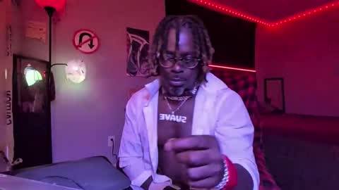 Snapshot of suavechocolatecity chatting on 23, 12, 2025 Hot Chocolate online show from 23, 12, 2025