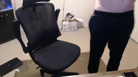 Snapshot of subryan03 chatting on 26, 1, 2025 do i have lil tits or pecs online show from 26, 1, 2025