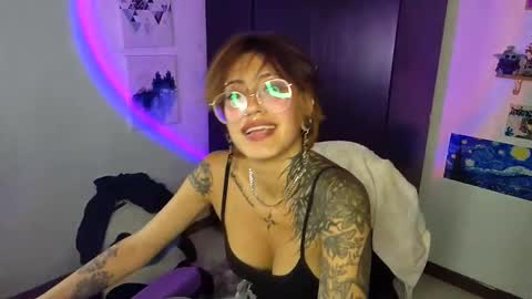 Snapshot of succubus_girl_ chatting on 26, 5, 2026 Alexy online show from 26, 5, 2026