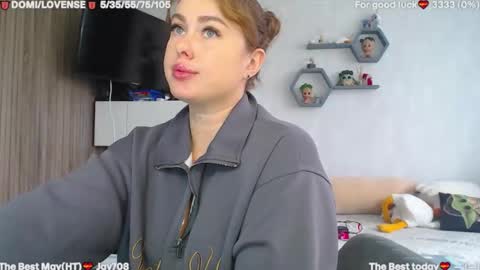 suchcute_ online show from 19, 5, 2026