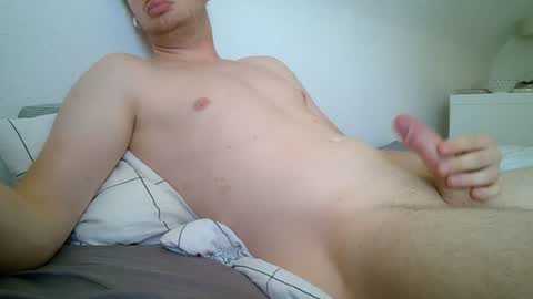 suck_me_bby online show from 27, 6, 2026