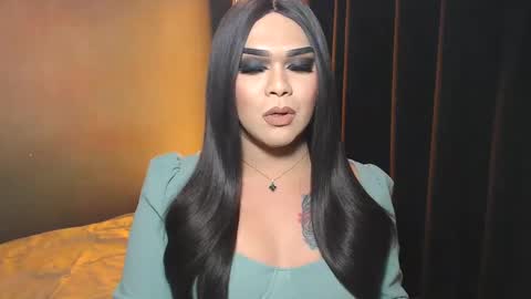 Snapshot of suckablecockoffreya chatting on 27, 12, 2024 JADE ELYSE online show from 27, 12, 2024