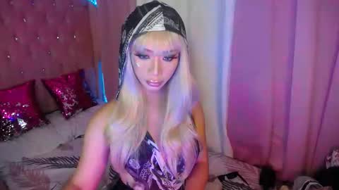 your ultimate goddess online show from 6, 11, 2025