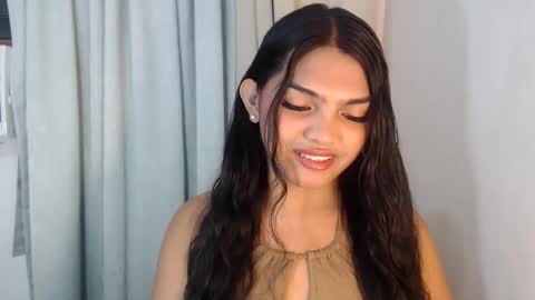 Snapshot of sugar_n_spicex chatting on 2, 2, 2026 trisha online show from 2, 2, 2026