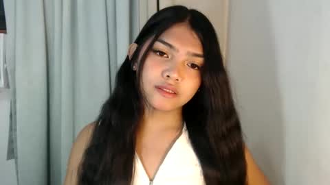 Snapshot of sugar_n_spicex chatting on 3, 2, 2026 trisha online show from 3, 2, 2026