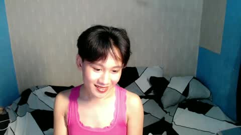 Snapshot of sugar_plum143 chatting on 4, 7, 2026 CRISSA online show from 4, 7, 2026