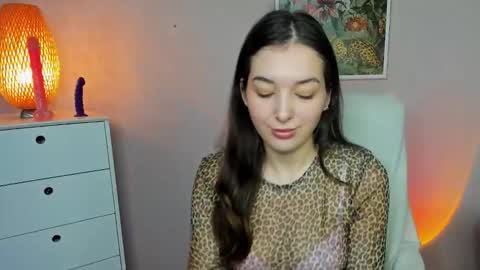 Megan online show from 25, 11, 2025