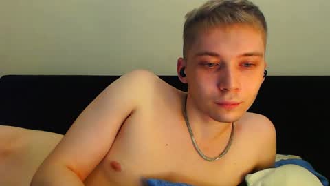 Snapshot of sugarrebit chatting on 8, 2, 2025 Sugarbutter online show from 8, 2, 2025