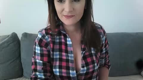 Snapshot of sugaryasmin chatting on 21, 2, 2025 SugarYas online show from 21, 2, 2025