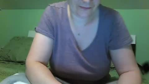 Snapshot of sugaryasmin chatting on 3, 11, 2025 SugarYas online show from 3, 11, 2025