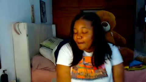 Snapshot of suggarbaby1 chatting on 19, 2, 2026 Cami Back in 2 hours online show from 19, 2, 2026