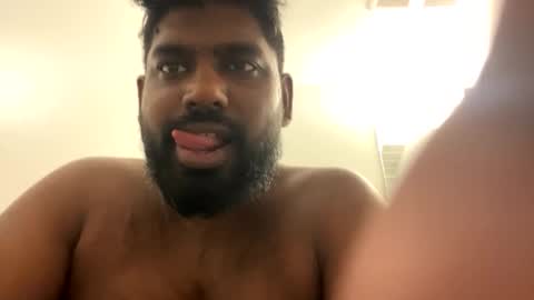 Snapshot of suggnight chatting on 21, 11, 2025 Let me be your knight that saves you online show from 21, 11, 2025