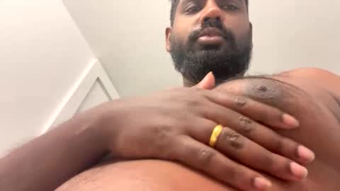 Snapshot of suggnight chatting on 24, 11, 2025 Let me be your knight that saves you online show from 24, 11, 2025