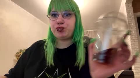 Alice Suicide online show from 31, 5, 2026