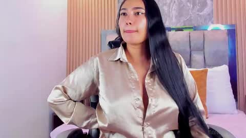 Snapshot of sulay_kim chatting on 13, 4, 2026 Sulay online show from 13, 4, 2026