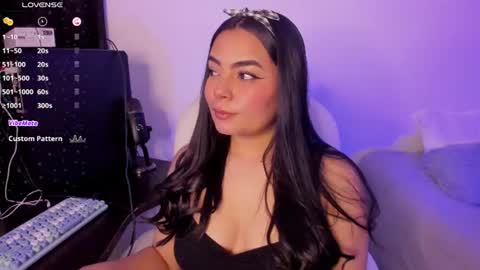Snapshot of sumersunsett chatting on 26, 6, 2026 sumersunsett online show from 26, 6, 2026