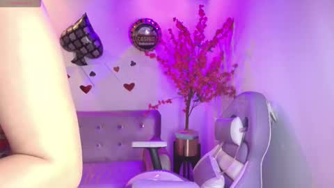 summer_miller online show from 18, 2, 2026