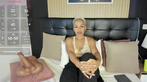 Snapshot of summer_night_ chatting on 24, 2, 2025 Summer online show from 24, 2, 2025