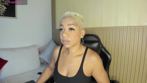 Snapshot of summer_night_ chatting on 14, 9, 2025 Summer online show from 14, 9, 2025