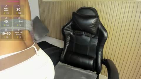 Snapshot of summer_night_ chatting on 7, 10, 2025 Summer online show from 7, 10, 2025